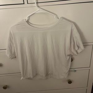 Lululemon tee